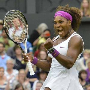PHOTOS: Serena gets serious, easy for Murray