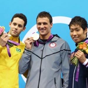 Lochte wins 400 IM in a blowout; Phelps 4th