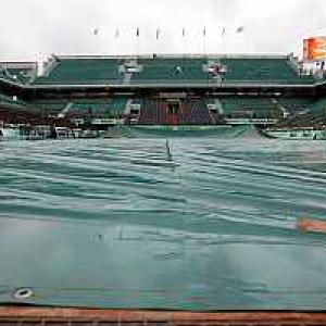 Men's French Open final to resume on Monday