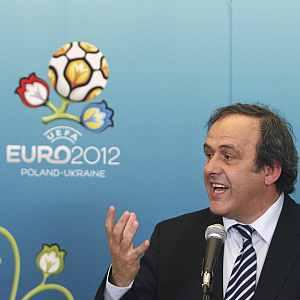 Platini floats idea of multi-country Euro 2020