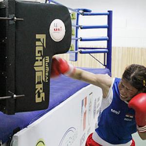Asian boxing C'ships: Mary Kom gives India perfect start