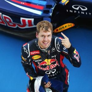 Vettel ready to land knockout blow in F1 title race