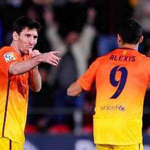 Messi nets twice as shaky Barca beat Mallorca