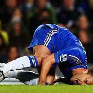 Terry faces scan to assess knee injury