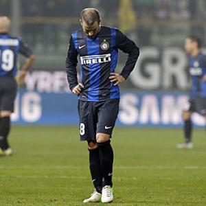 Seria A: Napoli jump to second, Inter lose