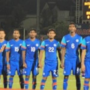 Patchy India go down 0-2 to Singapore