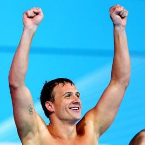 PHOTOS: Frenetic Lochte inspires golden day for US at swimming worlds