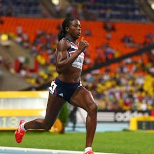 Ohuruogu wins women's 400m with late charge