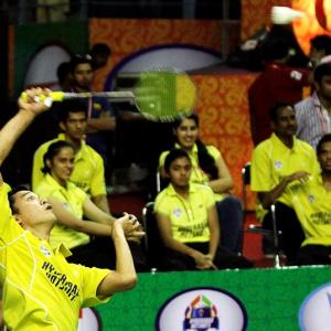 Saina slams Hidayat for criticising Indian Badminton League