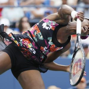 US Open: China's Zheng shows Venus the door