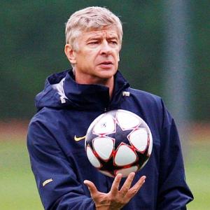 Wenger expects positive response from Arsenal against Chelsea