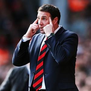 Cardiff sack manager Mackay after dispute with Tan
