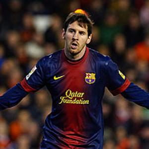 La Liga: Messi nets in Barca draw, Atletico win