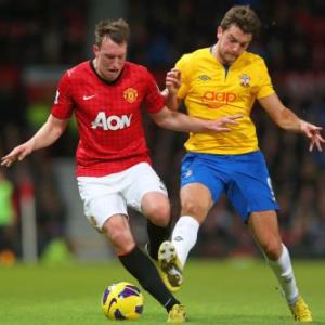 Jones a doubt for United's Bernabeu trip