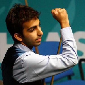 Advani gets off to positive start at Asian Snooker Championship