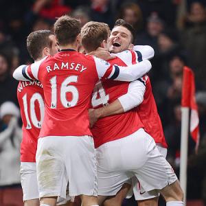EPL Photos: Arsenal rally to hammer West Ham to shreds