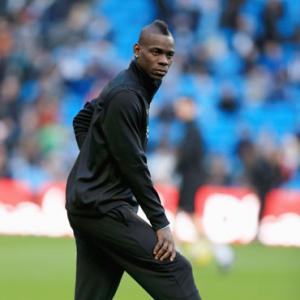 AC Milan agree to sign Balotelli from Manchester City