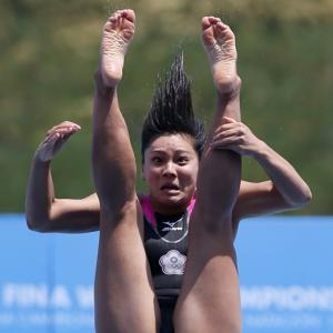 PHOTOS: Ten Stunning Dives from the World Swim Championships