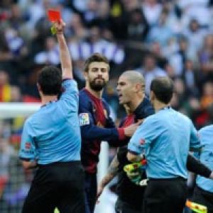 Barcelona to appeal Valdes four-match ban