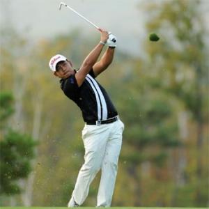 Thailand's Phadungsil on fire at Avantha Masters