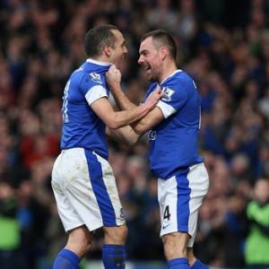 Everton leave Man City's title hopes in tatters