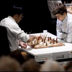 World Chess Championship: Host hopes to make a smart move
