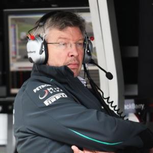 Brawn stands down as Mercedes F1 principal