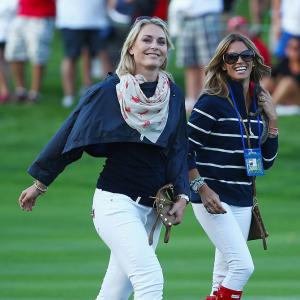 President's Cup: Tiger gets WAGS support on way to opening win