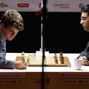 Carlsen holds the edge over Anand in World Championship