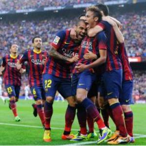 La Liga: Neymar shines as Barcelona down Real Madrid