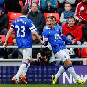 EPL PHOTOS: Everton go fourth; Relegation battle runs close