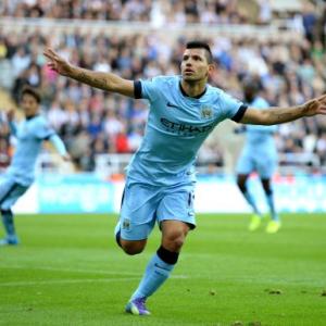 EPL PHOTOS: City, Liverpool start new campaign with victories