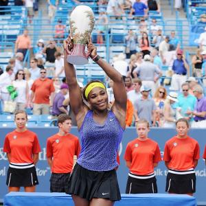 PHOTOS: Serena waltzes past Ivanovic to win Cincinnati title