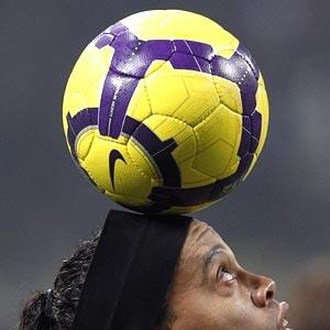 Ronaldinho voted South America's best