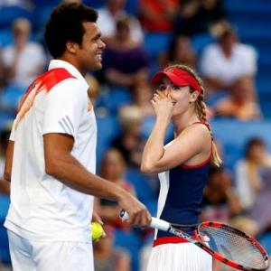 France set up Hopman Cup final with Poland