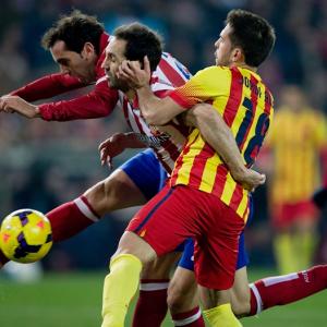 La Liga: Honours even between leaders Barca and Atletico