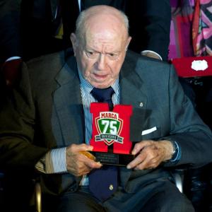 Sports shorts: Di Stefano in critical condition after heart attack