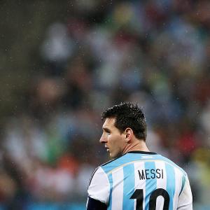 Messi fails to match Maradona success in Argentina shirt - Rediff.com