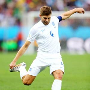 England captain Gerrard retires from international soccer