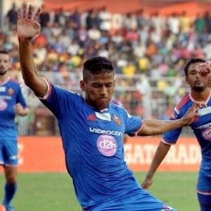 ISL: Mumbai, Goa play out another goalless stalemate