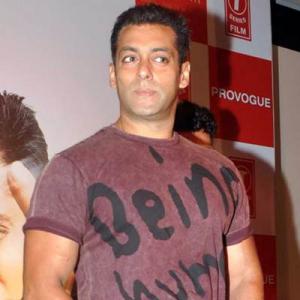 'I do not own any ISL team,' clarifies Salman Khan