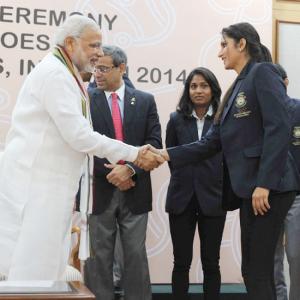 PM Modi congratulates Sania Mirza on WTA Finals victory