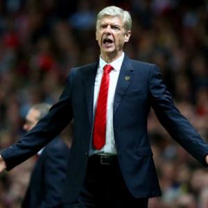 Football Briefs: Wenger urges Arsenal to get morale-boosting Europa League win