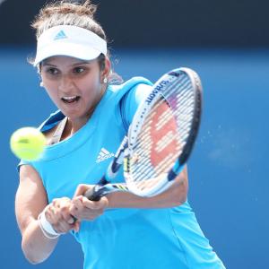 Sania Mirza reaches final of US Open mixed doubles with Soares