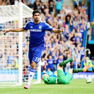 EPL in Pix: Chelsea march on, Manchester United and City wobble