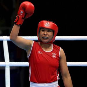 Sarita turns professional but wants to continue in amateur too