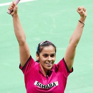 World Badminton: Saina in semis; Sindhu fails to make it