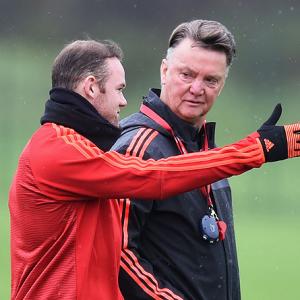 Pressure intensifies on Manchester United boss Van Gaal