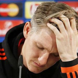 Manchester United leave out Schweinsteiger from Europa League squad