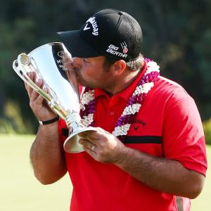 Patrick Reed wins Kapalua title in playoff